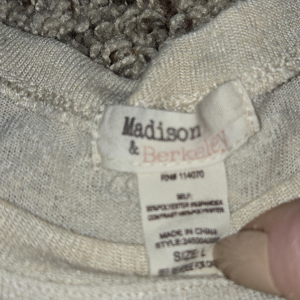 Madison & Berkeley asymmetrical long sleeve Women's Sz Lg - Picture 9 of 10